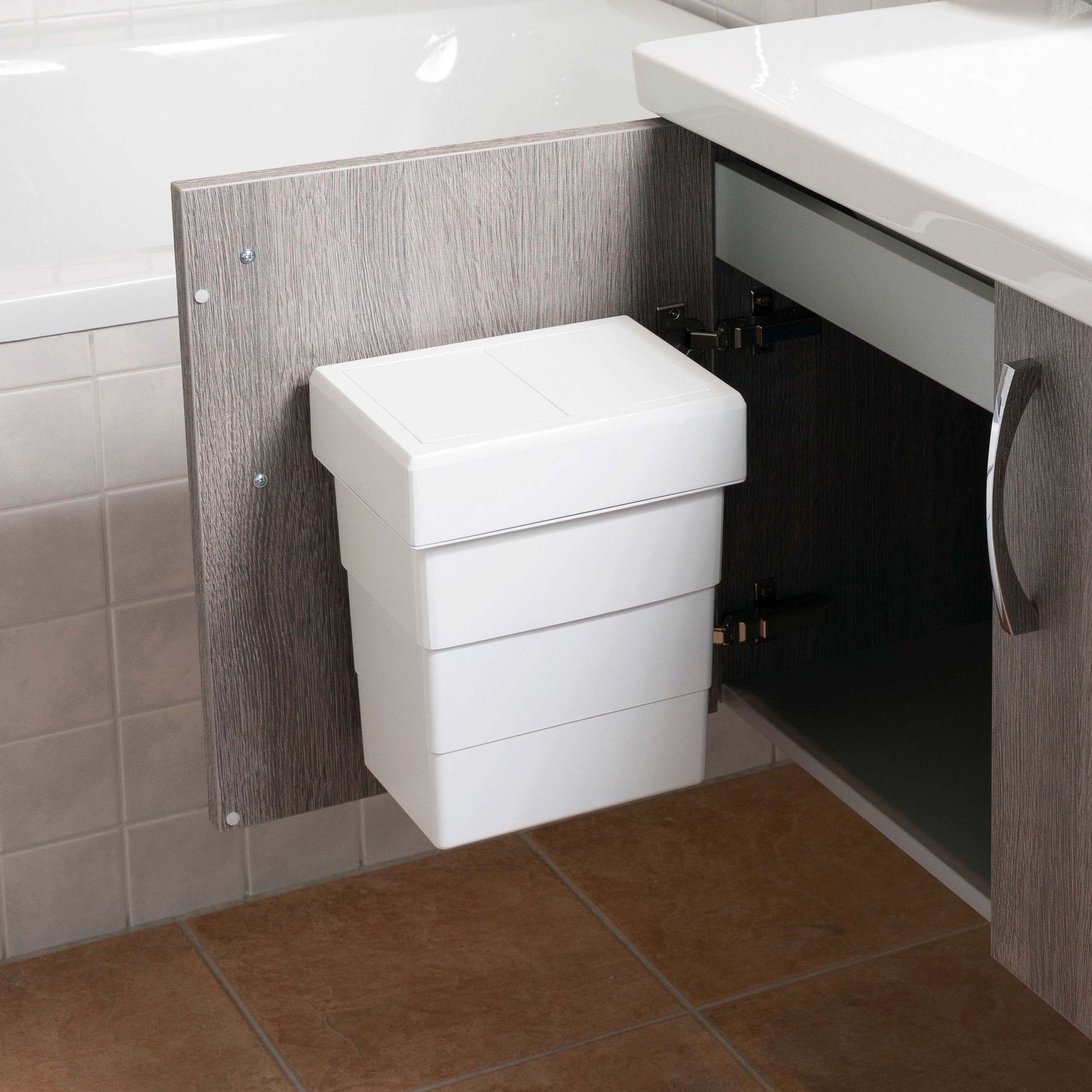Встраиваемое Ведро для Мусора 7л Bathroom-Bin Hailo 3215-25 крышка с автоматическим закрыванием