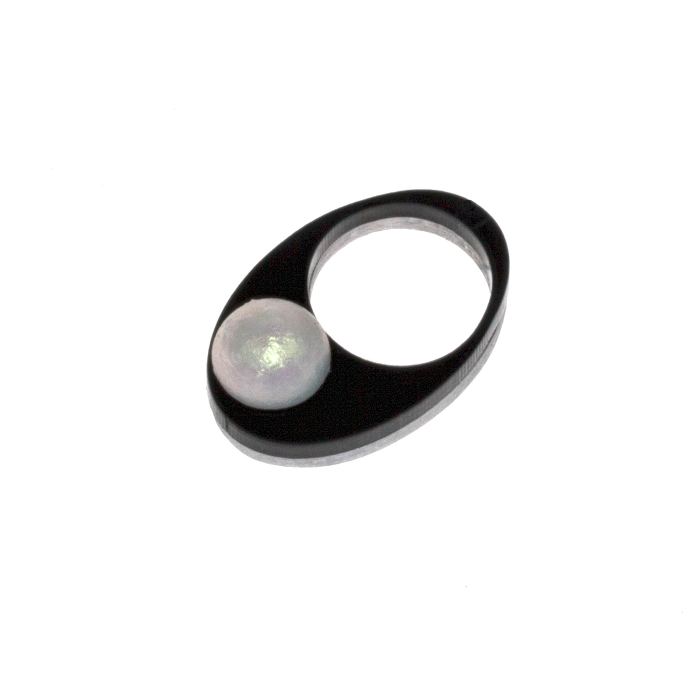 Кольцо "Oval Cosmic Pearls" от MateriaLab