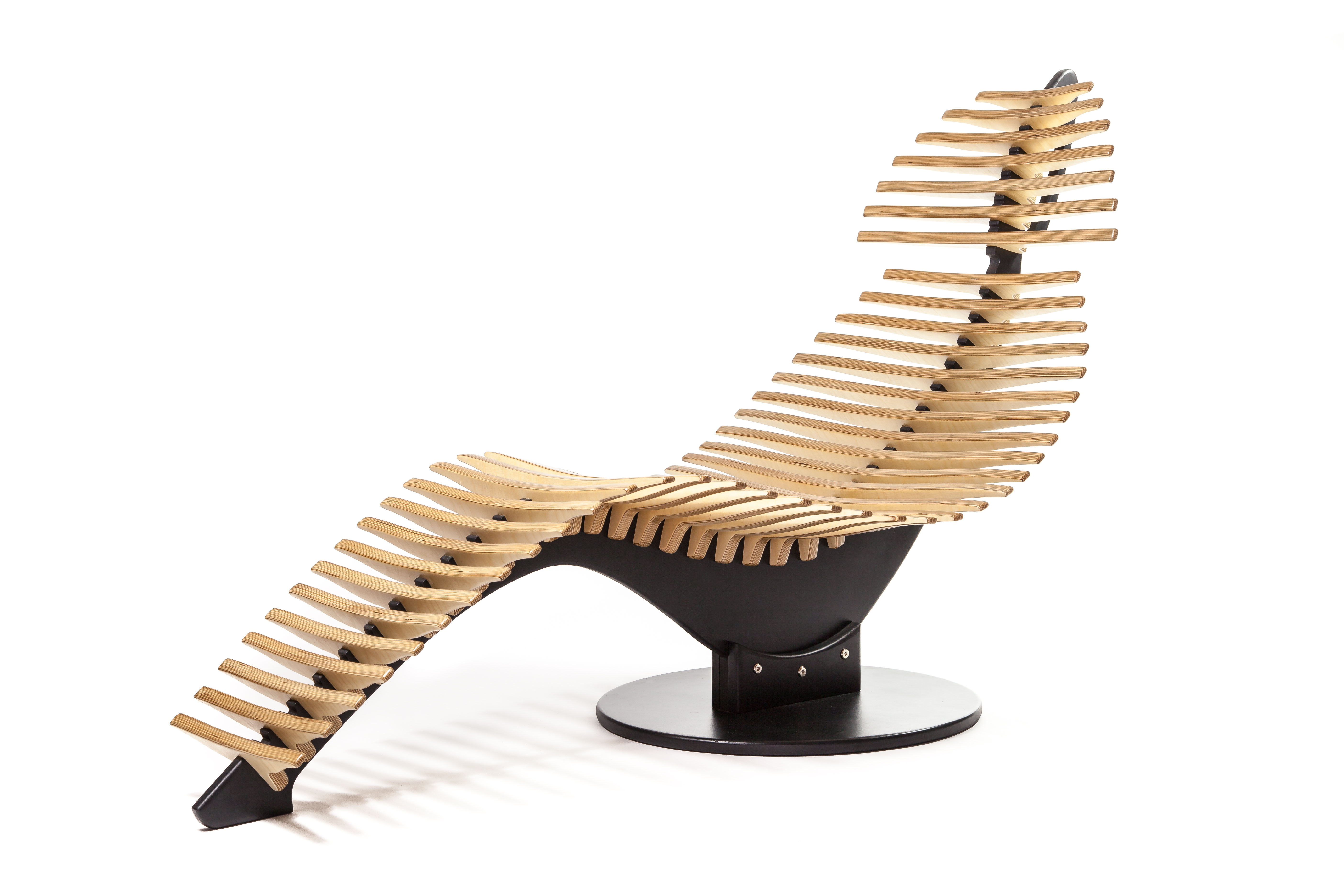 Дизайнерское кресло Кит-Лоунж, дерево