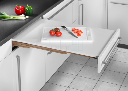 Выдвижной стол Rapid в шкаф шириной 600 мм, цвет – серый-металлик HAILO