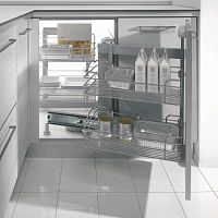Волшебный уголок Dynamic Corner в угловую базу, отделка хром, с доводчиком, правый